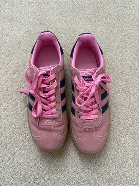 adidas gazelle silver green womens Adidas Womens Gazelle Indoor Sandy Pink / Cloud White / Gum JI2716 –  Sneaker Junkies main image 1
